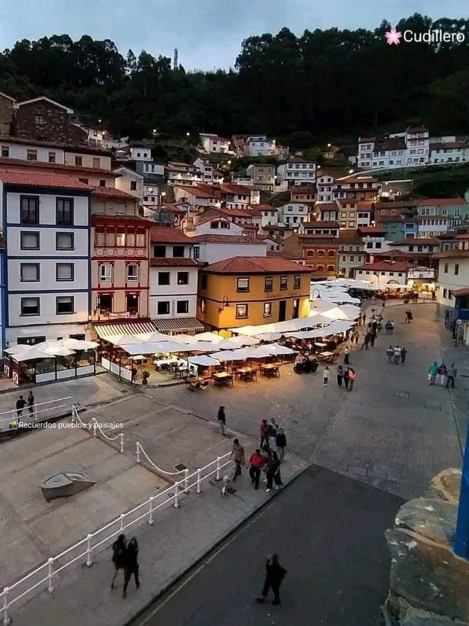 Apartamentos Urbanin I Plaza Ayuntamiento Cudillero Eksteriør billede