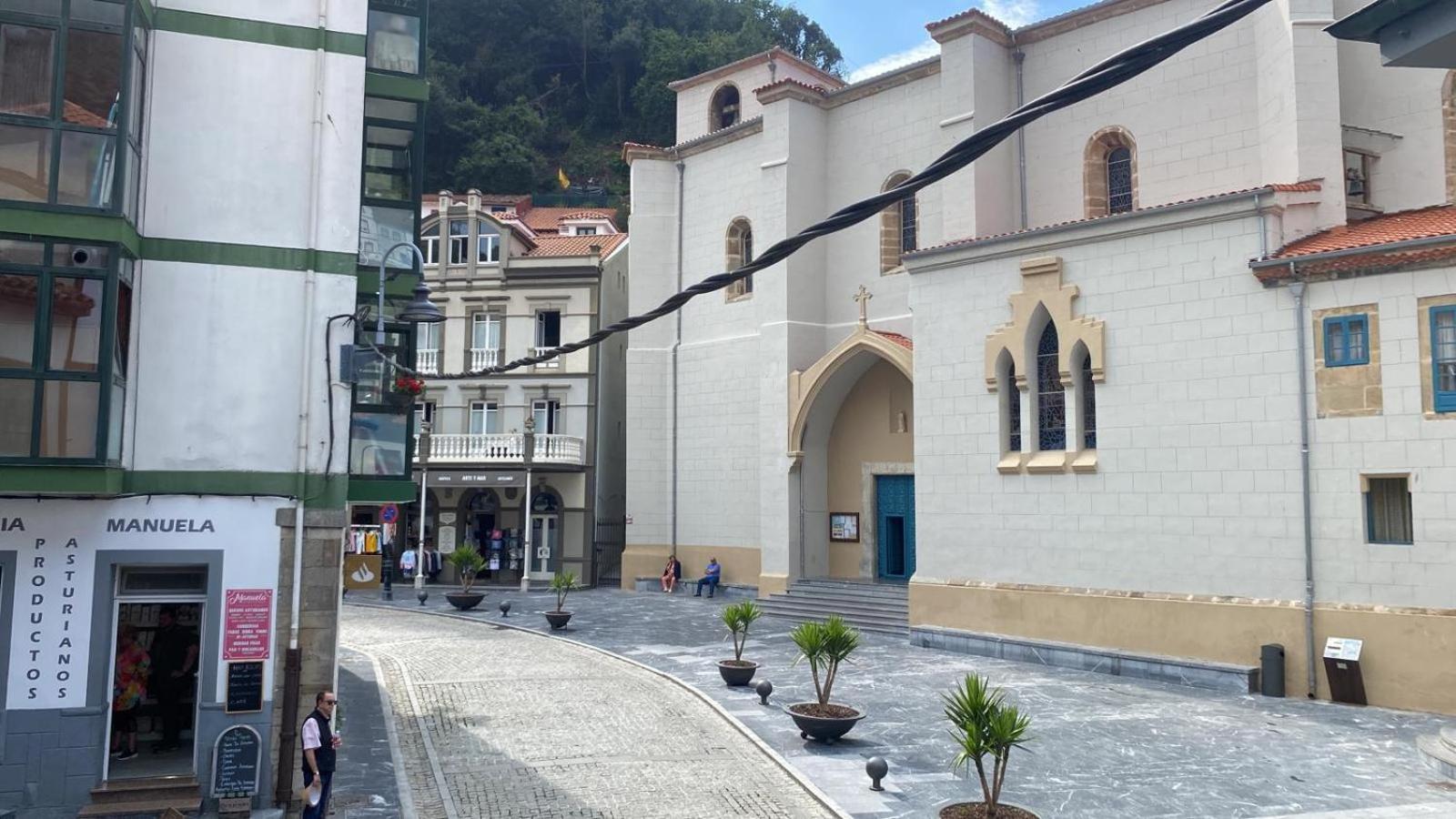 Apartamentos Urbanin I Plaza Ayuntamiento Cudillero Eksteriør billede