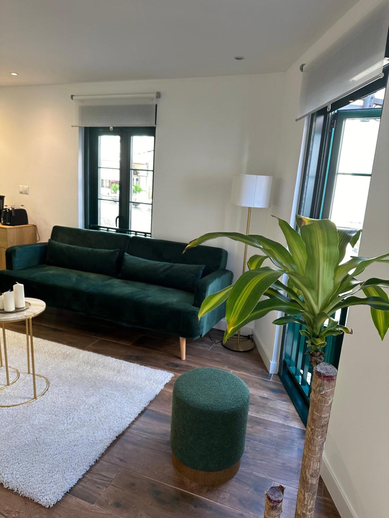 Apartamentos Urbanin I Plaza Ayuntamiento Cudillero Eksteriør billede
