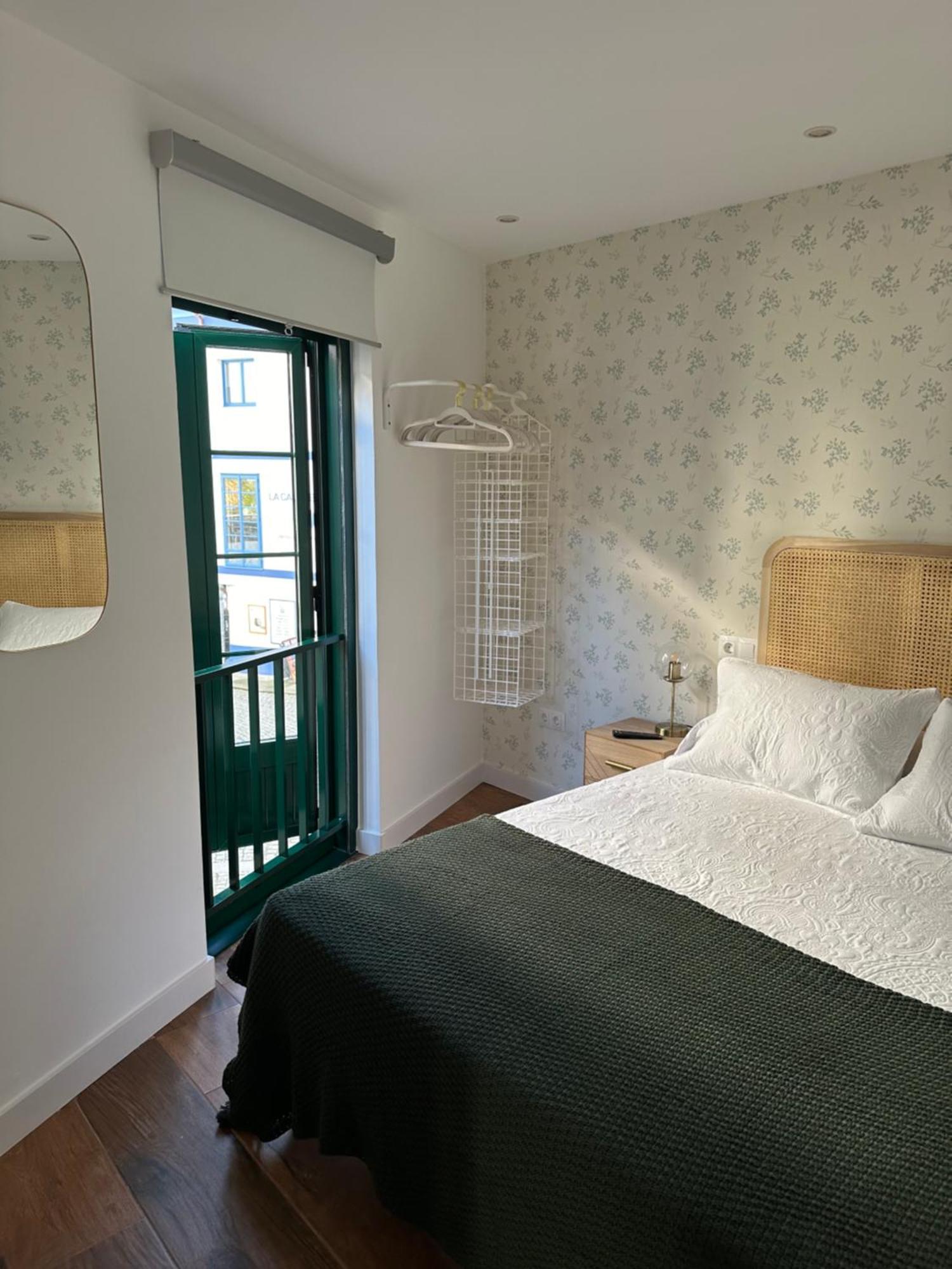 Apartamentos Urbanin I Plaza Ayuntamiento Cudillero Eksteriør billede