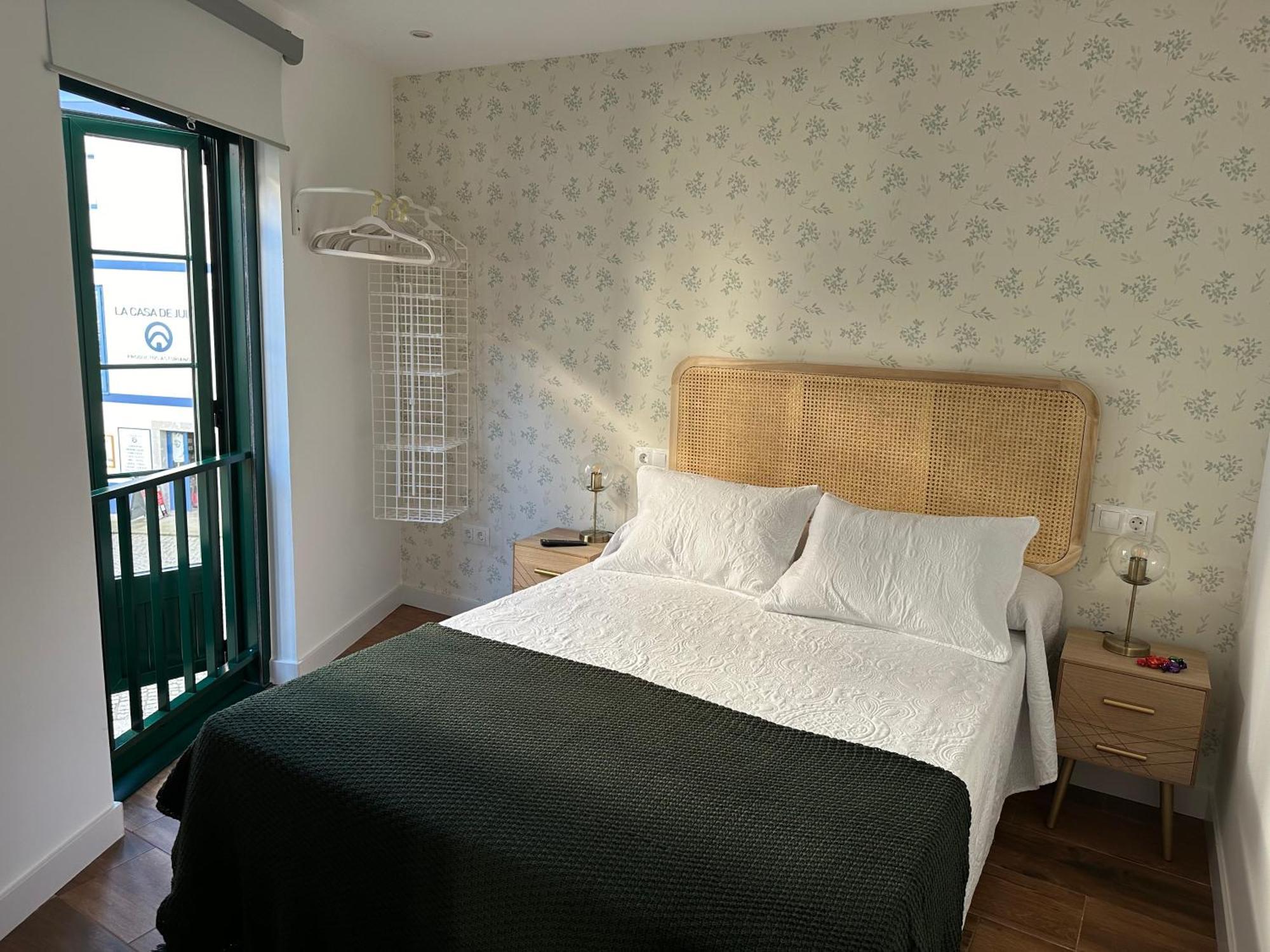 Apartamentos Urbanin I Plaza Ayuntamiento Cudillero Eksteriør billede